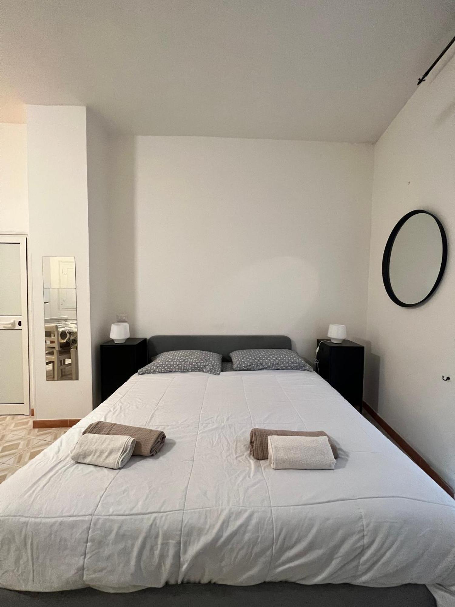 Appartamentino Nel Chiasso Monopoli Exterior foto